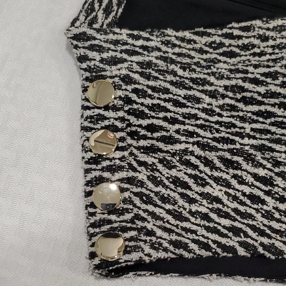 Andrew Marc Black and White Sleeveless Midi Dress - Picture 17 of 17